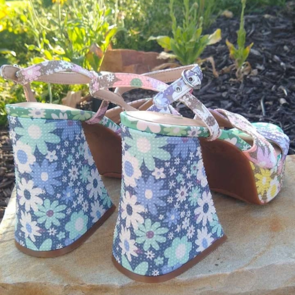 Floral Platform Sandals - Multicolor - Picture 5 of 7